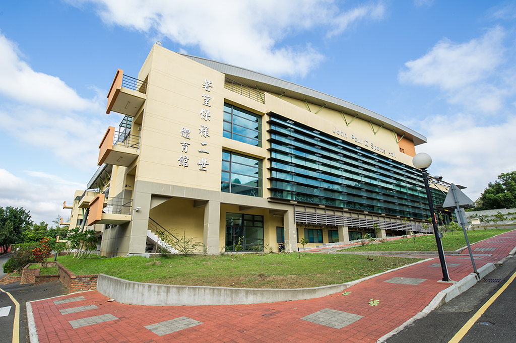 靜宜大學-體育館 人臉辨識門禁管理系統裝置